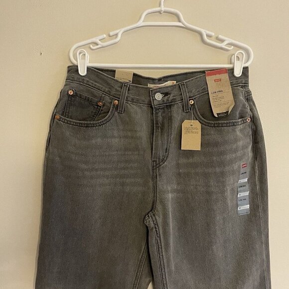 Levis Womn 31 Gray Denim Splatter Hem Slouchy Mid Rise Low Pro Straight Jean NWT - Picture 6 of 14